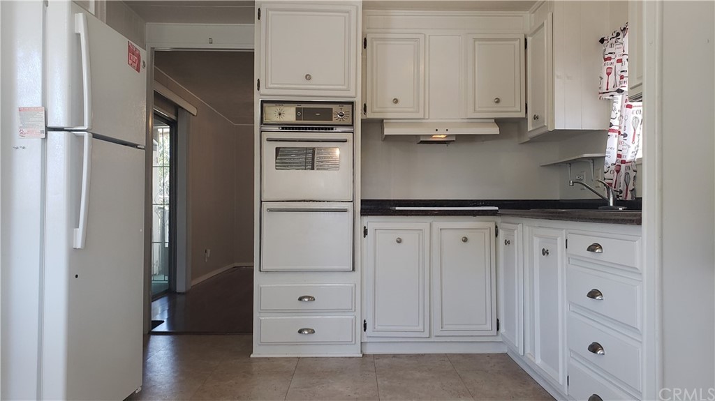 4000 Pierce Street, Unit 304 Riverside, CA 92505 - Photo 5 of 34