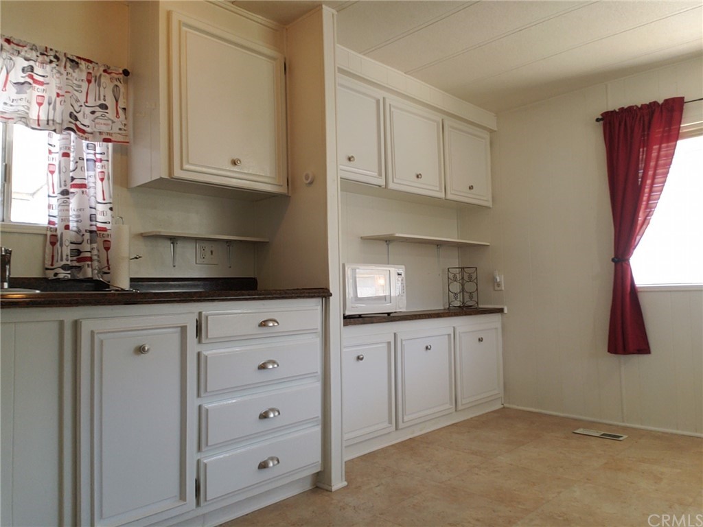 4000 Pierce Street, Unit 304 Riverside, CA 92505 - Photo 8 of 34