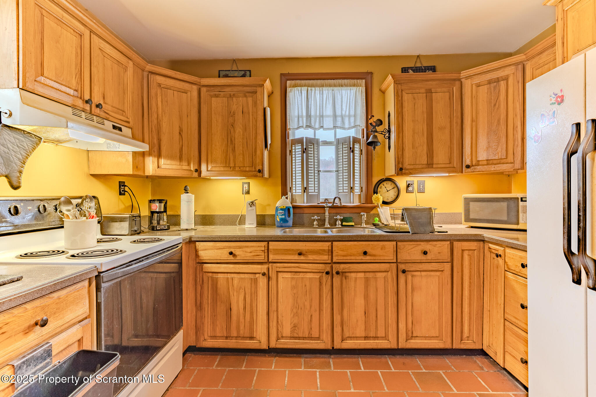 4458 Creek Road Harford, PA 18823 - Photo 17 of 62 Kitchen (3)