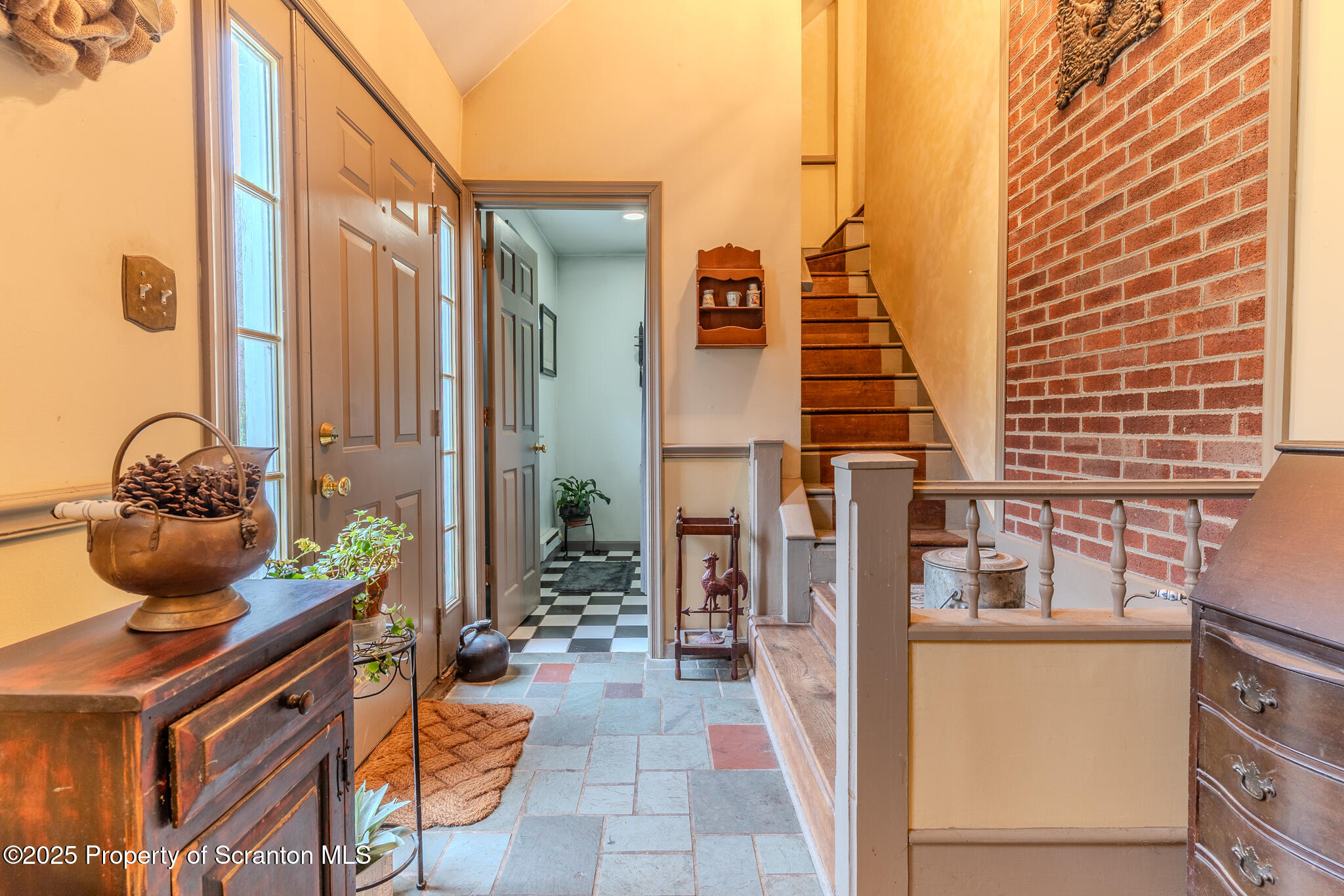 4458 Creek Road Harford, PA 18823 - Photo 10 of 62 Foyer Area