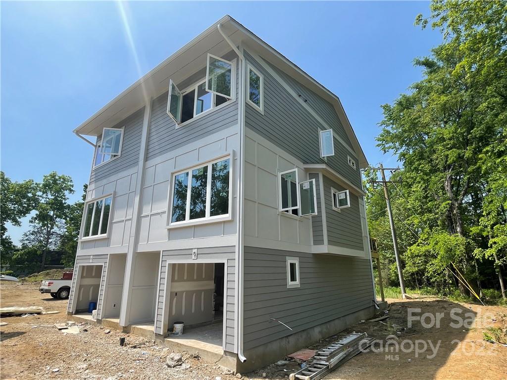 7316 Swans Run Road, Unit 2 Charlotte, NC 28226 - Photo 3 of 38 Gallery Image 3
