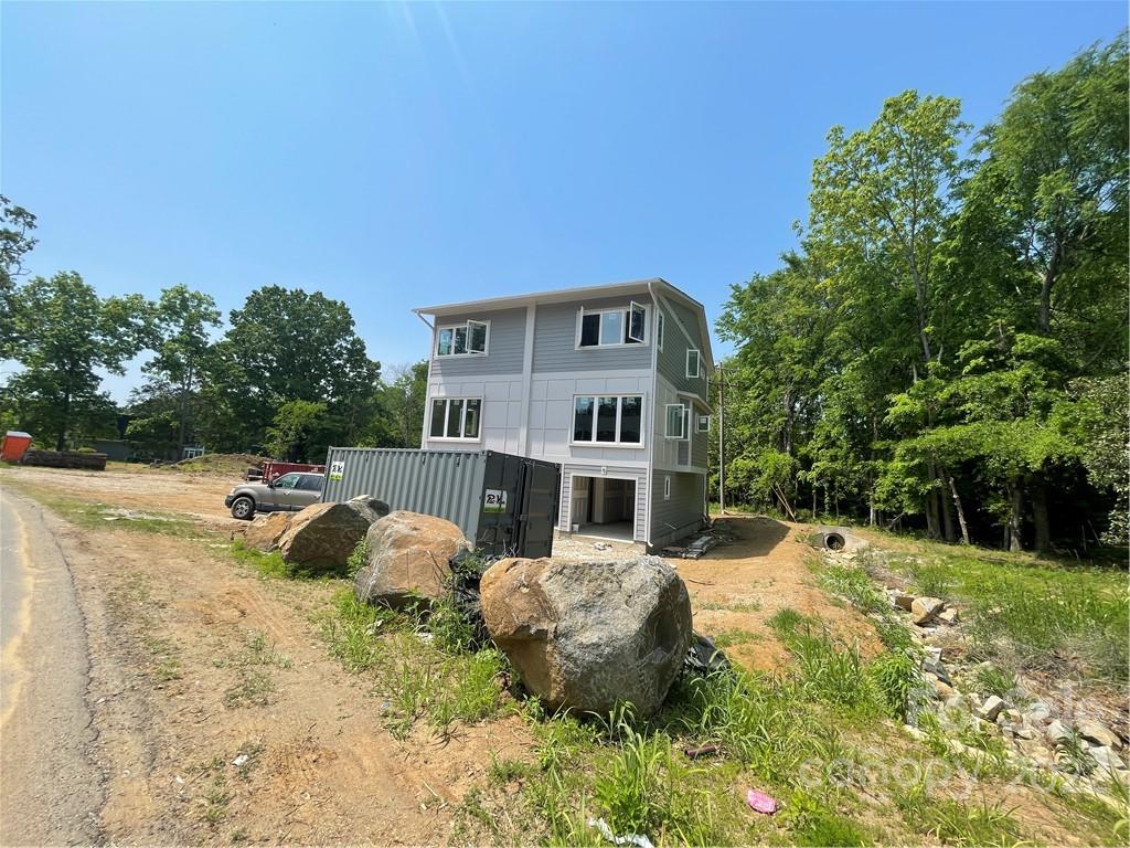 7316 Swans Run Road, Unit 2 Charlotte, NC 28226 - Photo 37 of 38 Gallery Image 37