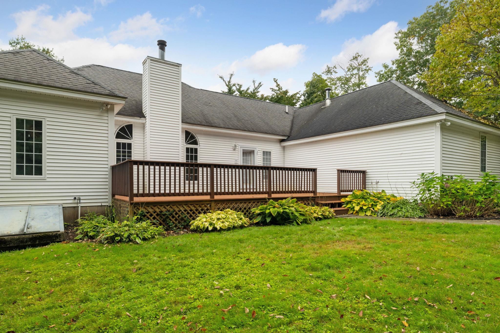 53 Searles Road Windham, NH 03087 - Photo 13 of 54