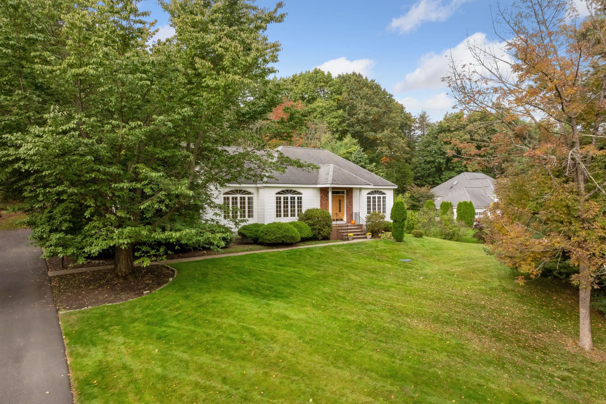 53 Searles Road Windham, NH 03087 - Photo 2 of 54