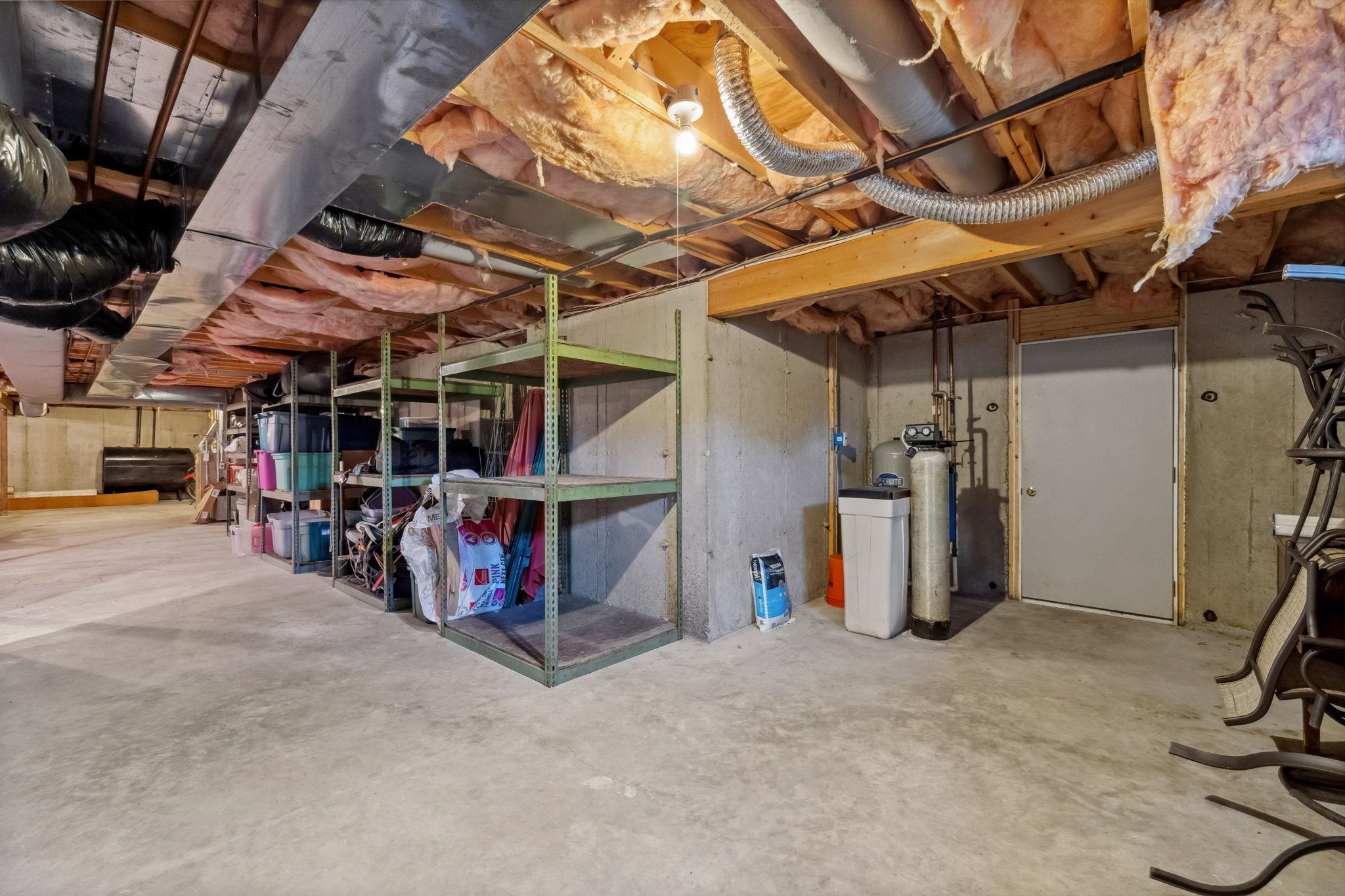 53 Searles Road Windham, NH 03087 - Photo 42 of 54