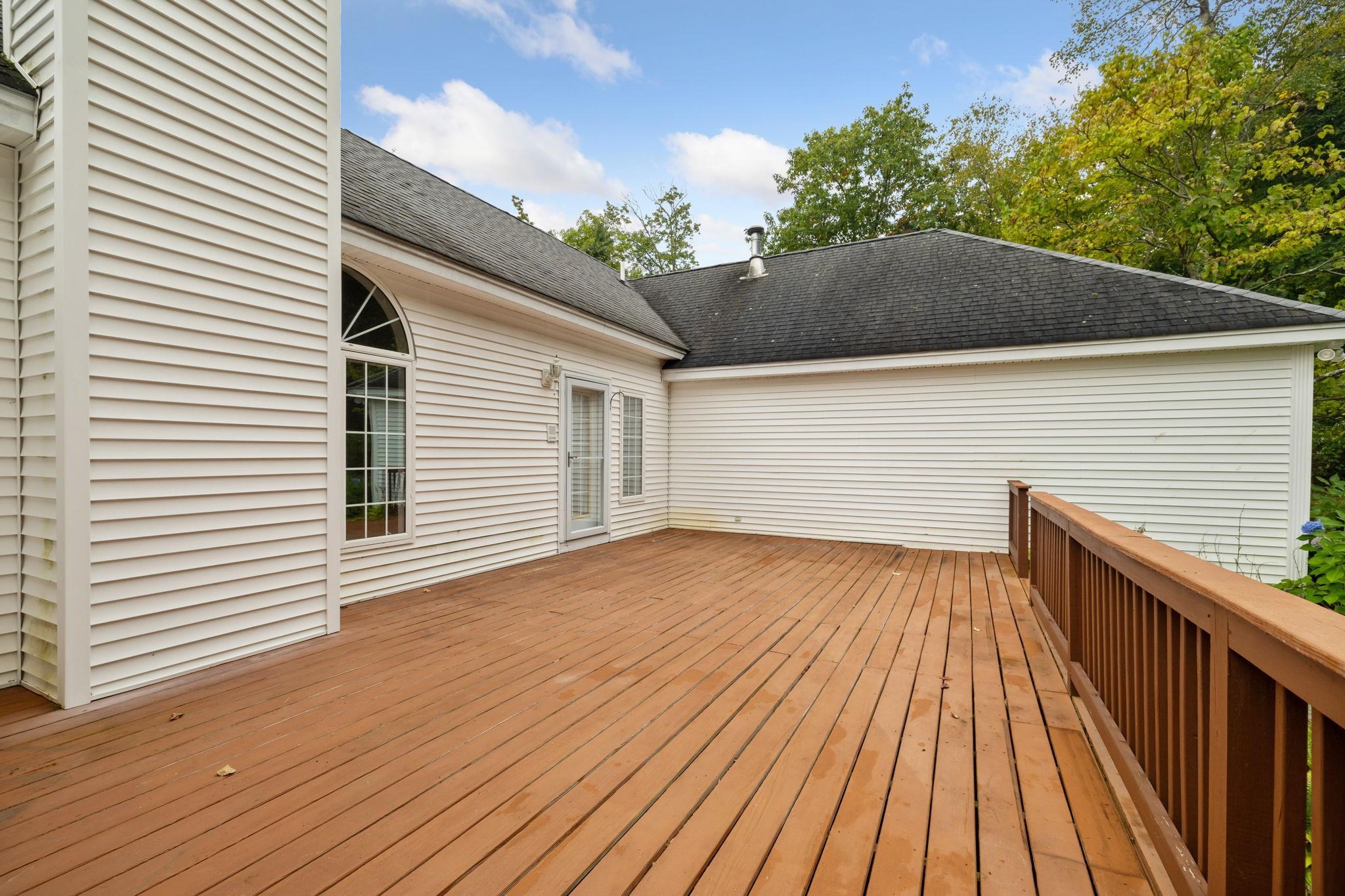 53 Searles Road Windham, NH 03087 - Photo 45 of 54