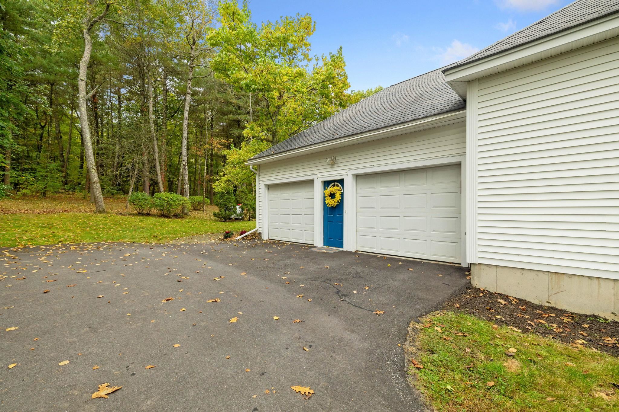 53 Searles Road Windham, NH 03087 - Photo 46 of 54