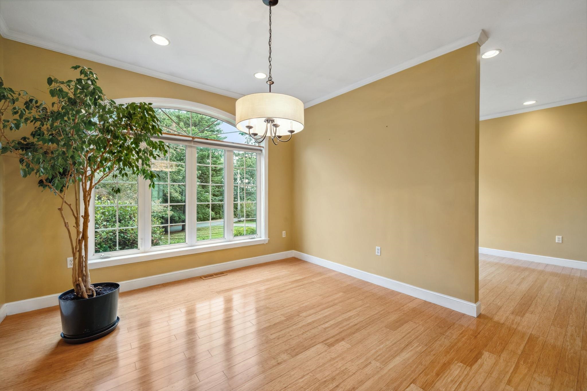 53 Searles Road Windham, NH 03087 - Photo 8 of 54