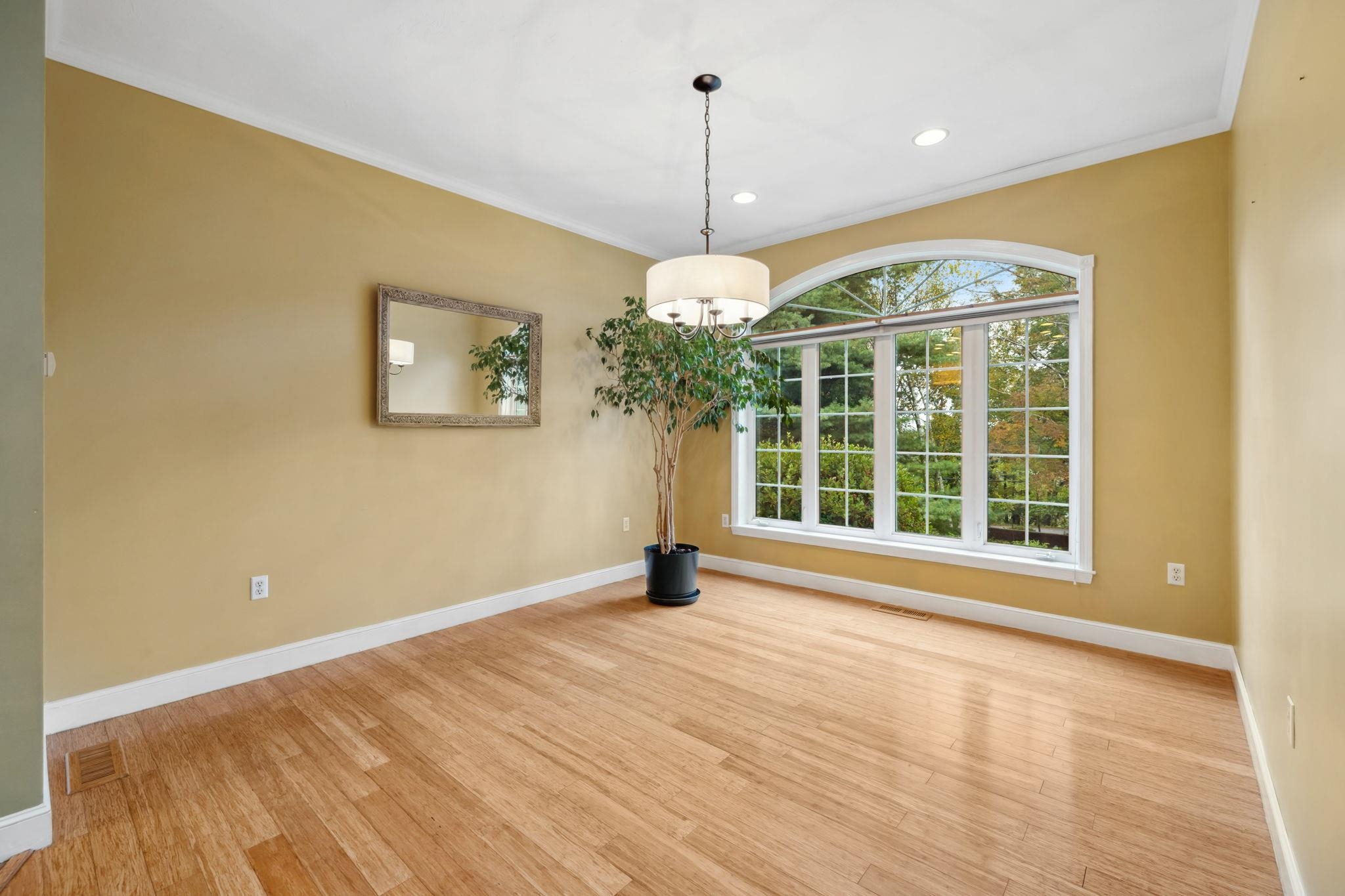 53 Searles Road Windham, NH 03087 - Photo 10 of 54