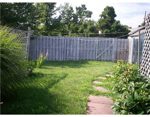 417 Long Run Road McKeesport, PA 15132 - Photo 14 of 15 Yard/Garden.