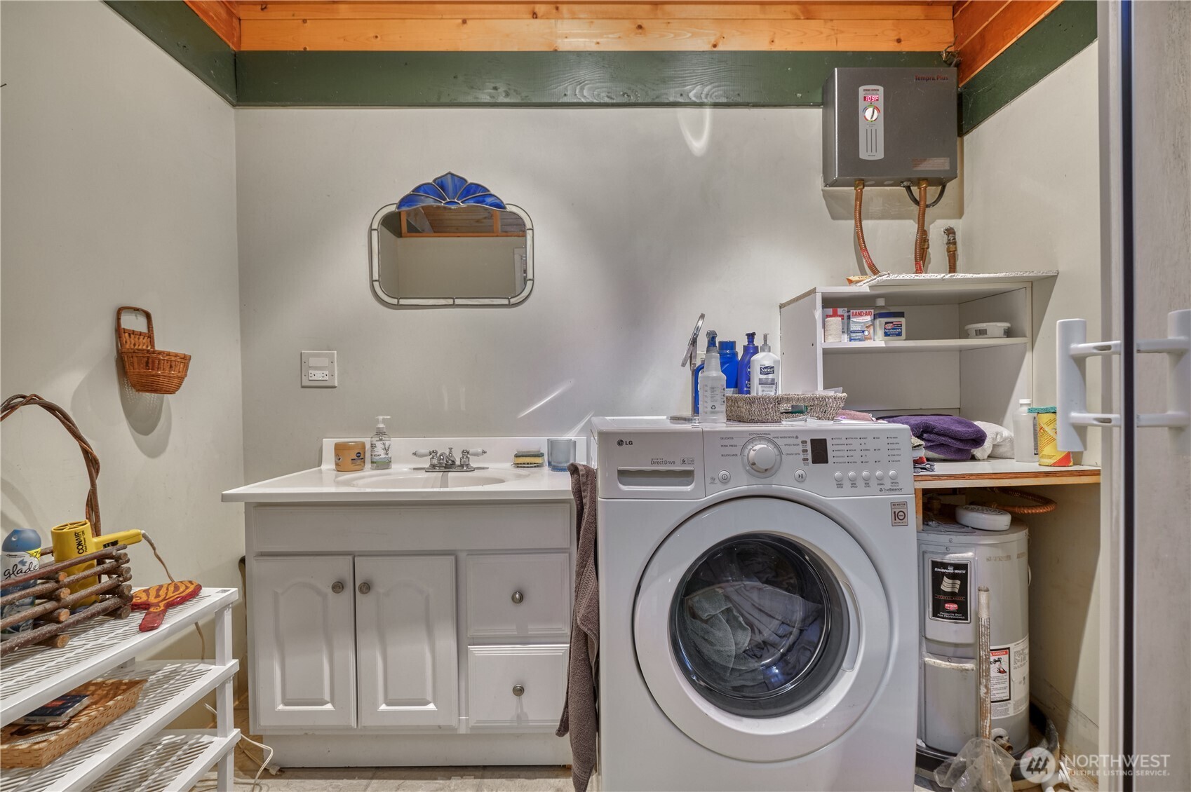 423 South Beach Road Point Roberts, WA 98281 - Photo 6 of 32 Gallery Image 6