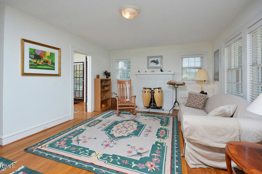 1814 Chapel Hill Road Durham, NC 27707 - Photo 8 of 33