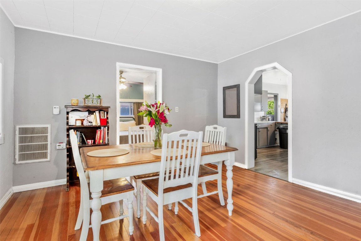 490 East Jefferson Avenue Hayden, CO 81639 - Photo 11 of 35 a dining room with furniture and wooden floor