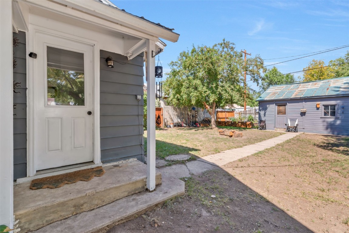 490 East Jefferson Avenue Hayden, CO 81639 - Photo 31 of 35 a view of a house with a tree in front of it