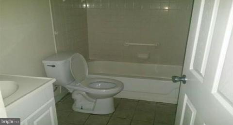8001 Mandan Road, Unit T3 Greenbelt, MD 20770 - Photo 2 of 11 Bath