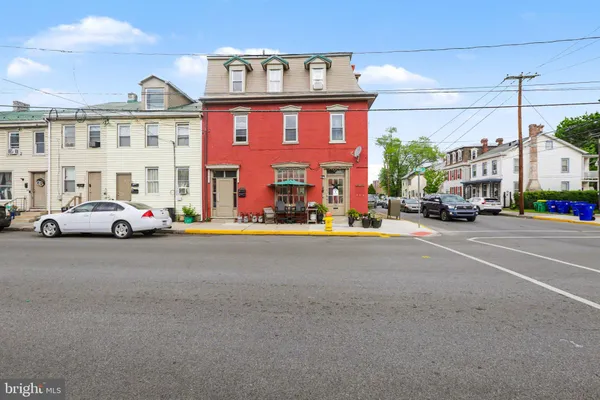 $465,000 | 160 North West Street, Carlisle, PA 17013