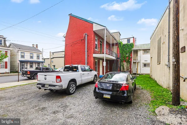 $465,000 | 160 North West Street, Carlisle, PA 17013
