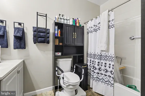 $465,000 | 160 North West Street, Carlisle, PA 17013