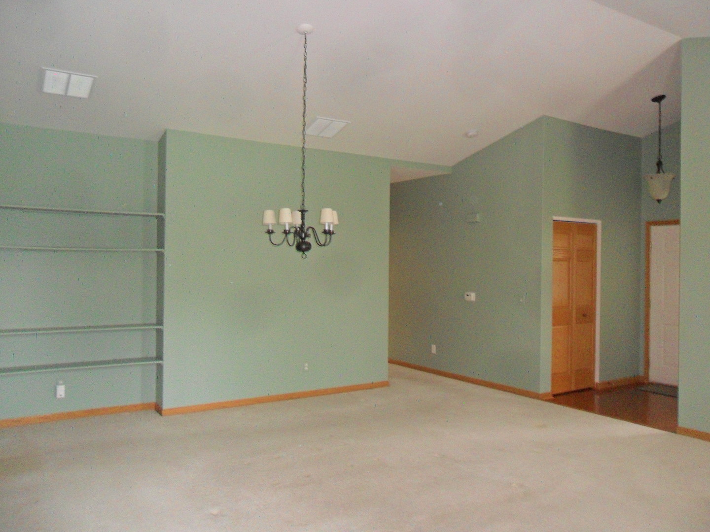678 Cadillac Circle Romeoville, IL 60446 - Photo 4 of 19 a view of an empty room