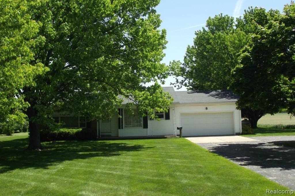 970 North Hintz Road Owosso, MI 48867 - Photo 11 of 11 970 Hintz Rd Front 2.jpg