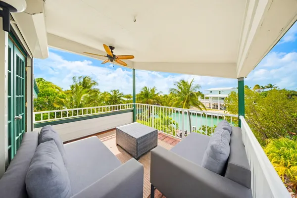 $1,199,000 | 17151 Marlin Drive, Sugarloaf, FL 33042