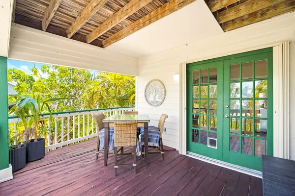 $1,199,000 | 17151 Marlin Drive, Sugarloaf, FL 33042