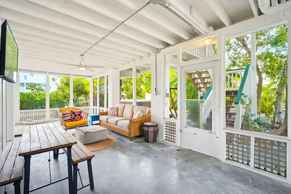 $1,199,000 | 17151 Marlin Drive, Sugarloaf, FL 33042