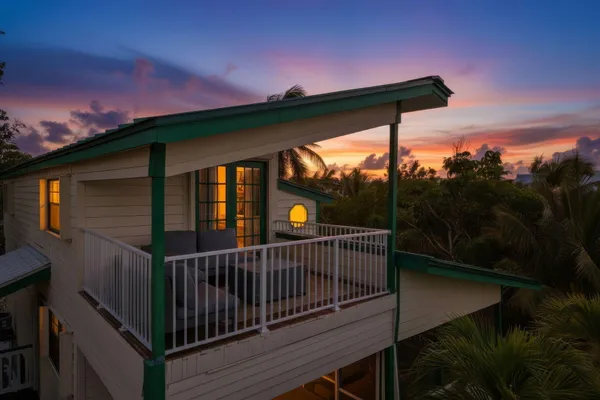 $1,199,000 | 17151 Marlin Drive, Sugarloaf, FL 33042