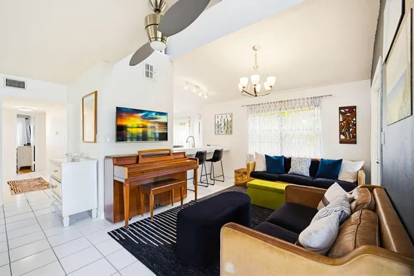 $1,199,000 | 17151 Marlin Drive, Sugarloaf, FL 33042