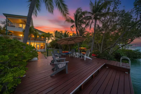 $1,199,000 | 17151 Marlin Drive, Sugarloaf, FL 33042