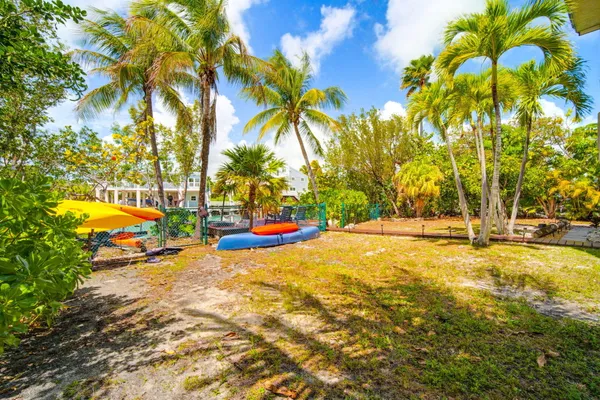 $1,199,000 | 17151 Marlin Drive, Sugarloaf, FL 33042