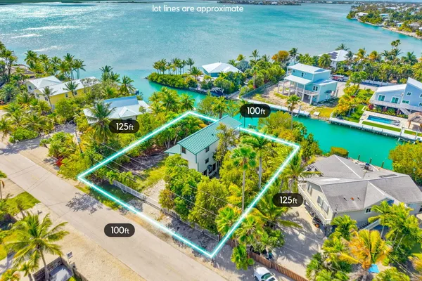 $1,199,000 | 17151 Marlin Drive, Sugarloaf, FL 33042