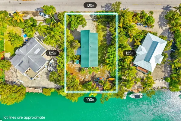 $1,199,000 | 17151 Marlin Drive, Sugarloaf, FL 33042