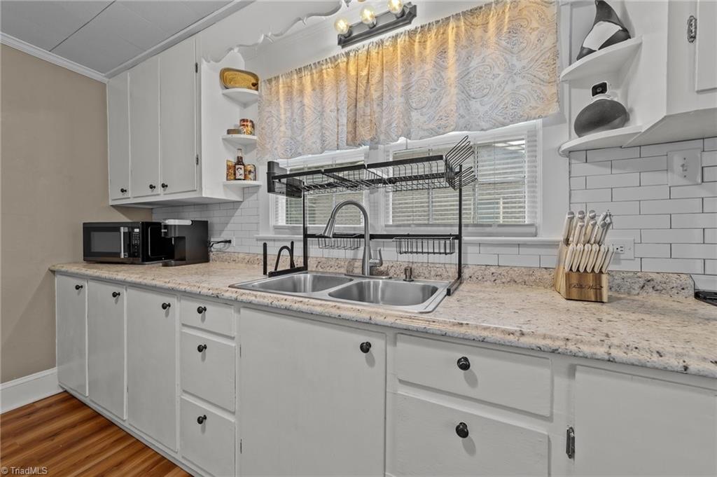 6579 Holder Road Clemmons, NC 27012 - Photo 8 of 32