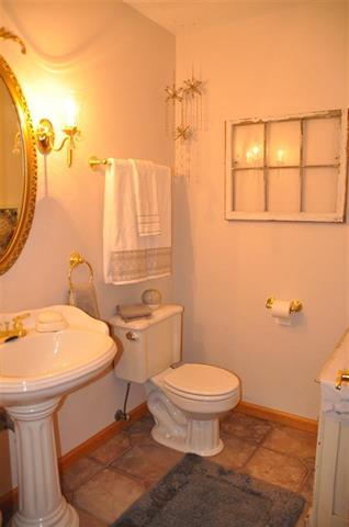 2642 Hunters Ridge Petoskey, MI 49770 - Photo 8 of 24 Gallery Image 8