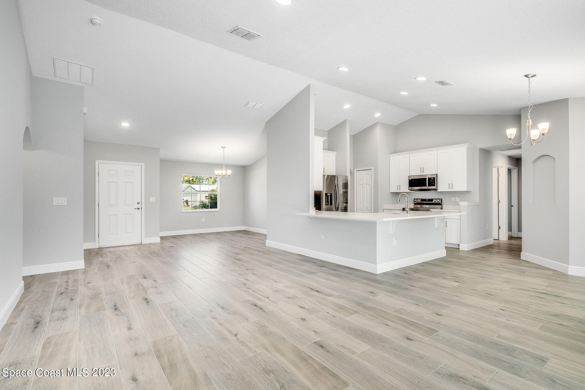867 Cochran Road Southeast Palm Bay, FL 32909 - Photo 6 of 26 5