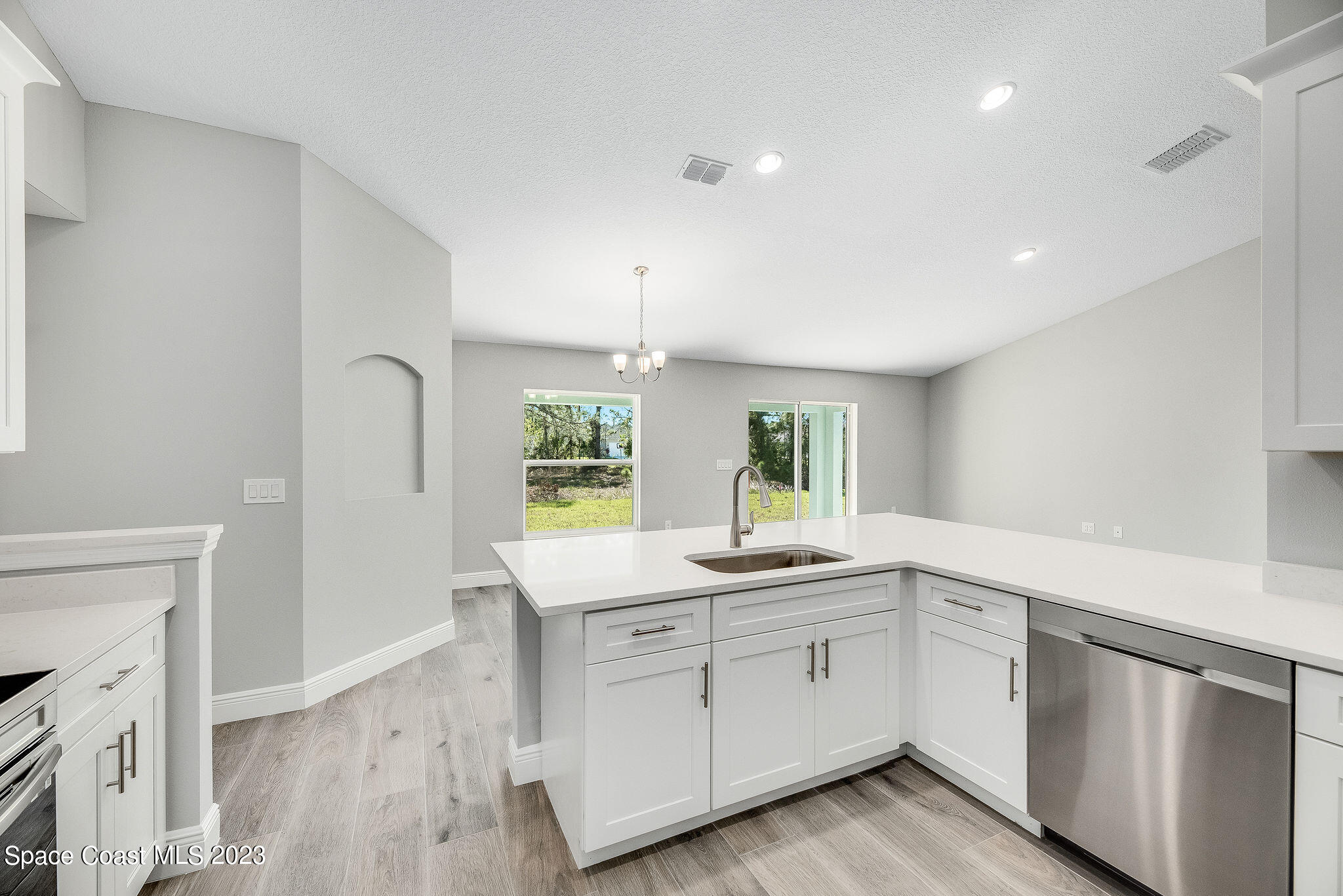 867 Cochran Road Southeast Palm Bay, FL 32909 - Photo 10 of 26 9