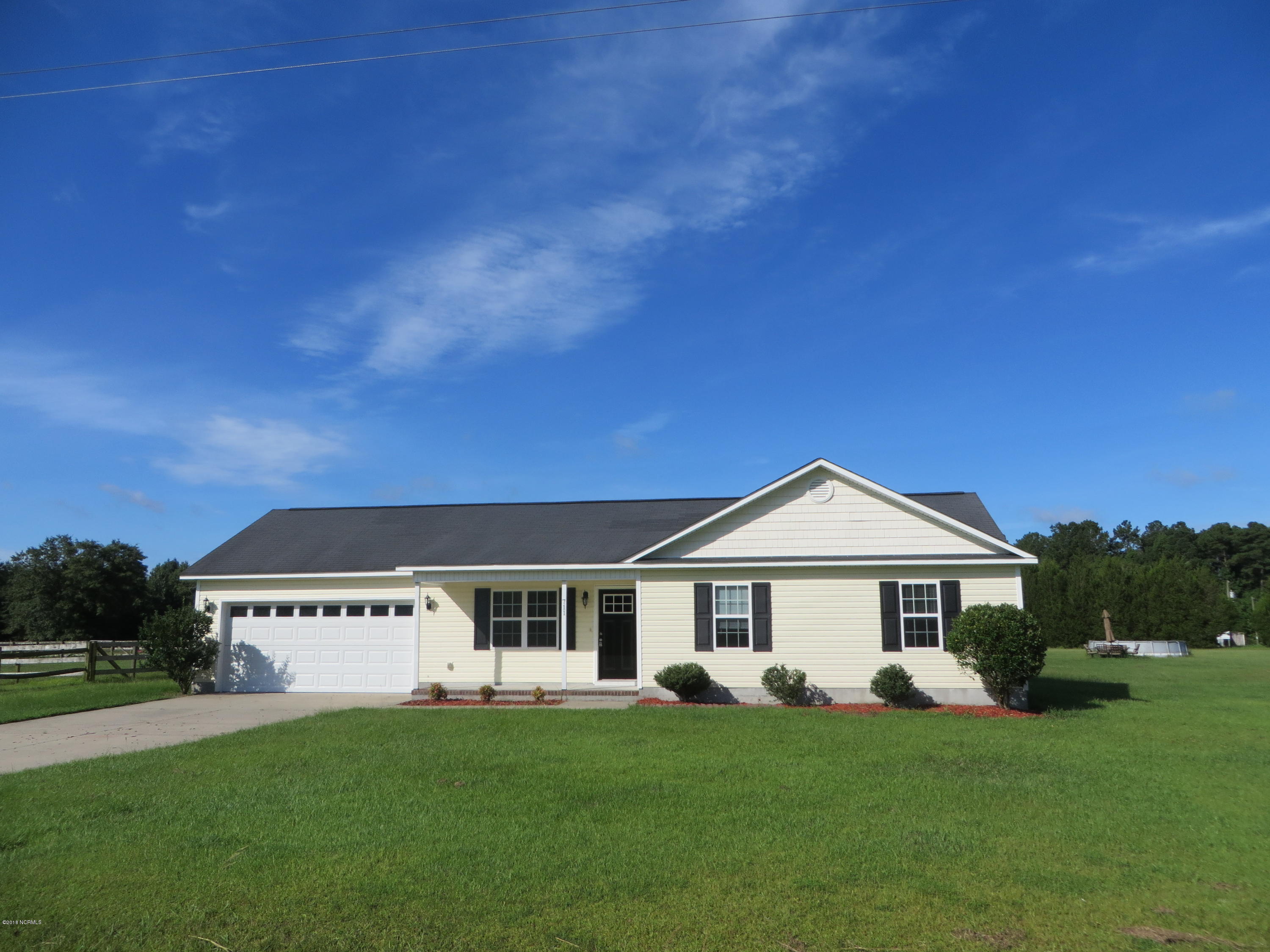 711 Batchelor Road Richlands, NC 28574 - Photo 1 of 23 Welcome to 711 Batchelor Road