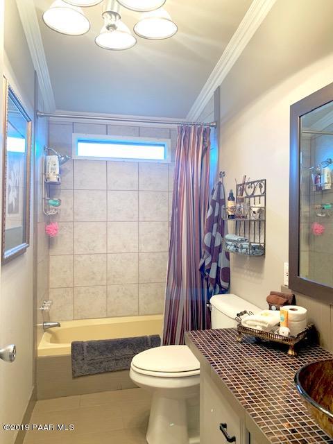 2254 Hillside Loop Road Prescott, AZ 86301 - Photo 24 of 42 Hall Bathroom I