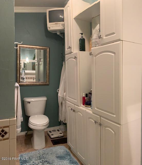 2254 Hillside Loop Road Prescott, AZ 86301 - Photo 33 of 42 Commode in Master