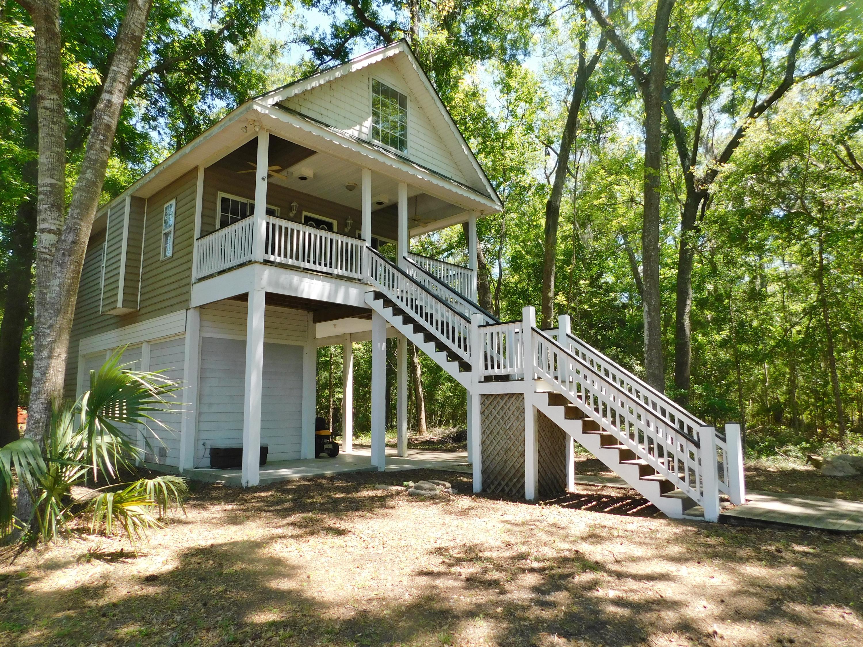 8345 Palmetto Road Edisto Island, SC 29438 - Photo 4 of 33 DSCN0959