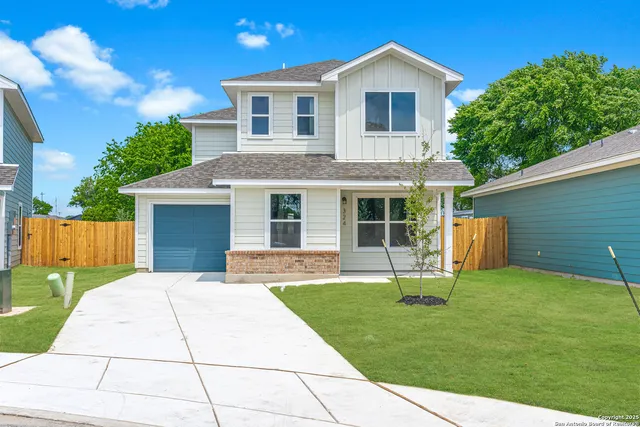 $238,000 | 324 Mar Hill Street, Seguin, TX 78155