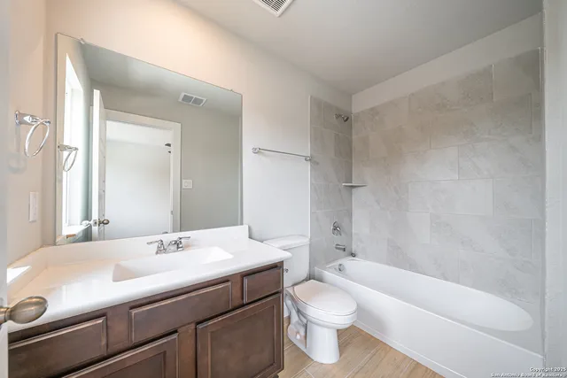 $238,000 | 324 Mar Hill Street, Seguin, TX 78155