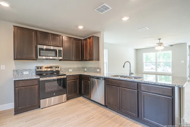 $238,000 | 324 Mar Hill Street, Seguin, TX 78155