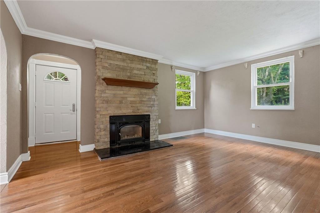 809 Franklin Road Mars, PA 16046 - Photo 9 of 44 Spacious living room open to the entry