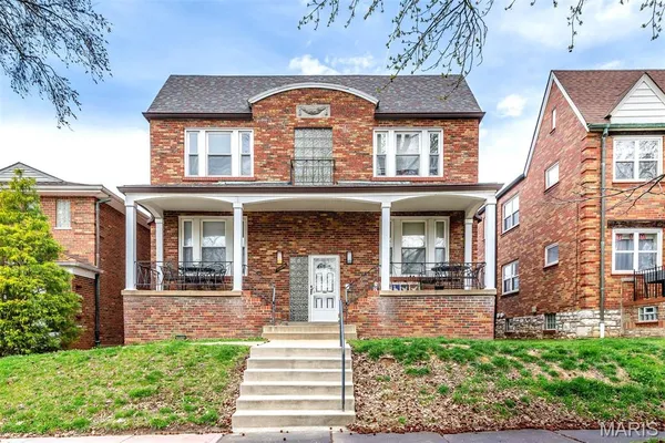 $505,000 | 6663 Devonshire Avenue, St. Louis, MO 63109