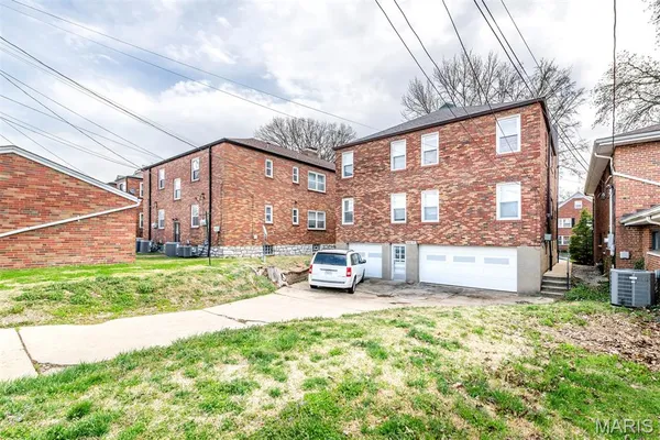 $505,000 | 6663 Devonshire Avenue, St. Louis, MO 63109