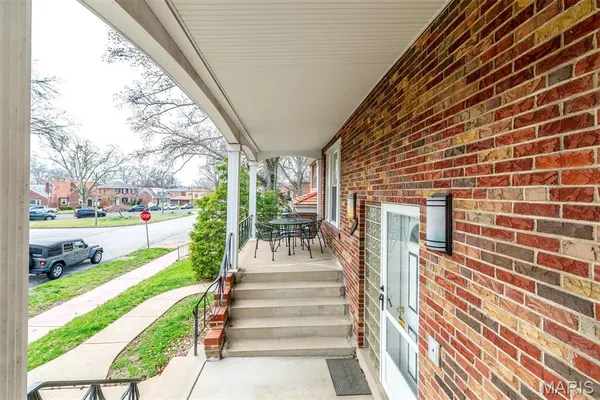 $505,000 | 6663 Devonshire Avenue, St. Louis, MO 63109