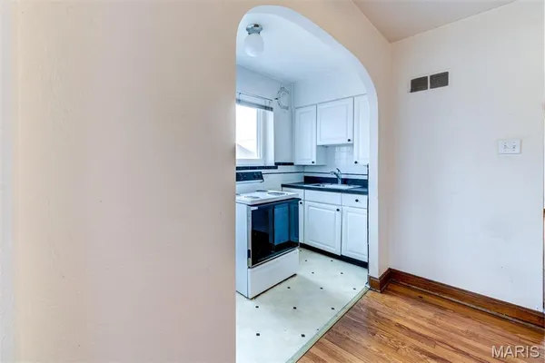 $505,000 | 6663 Devonshire Avenue, St. Louis, MO 63109