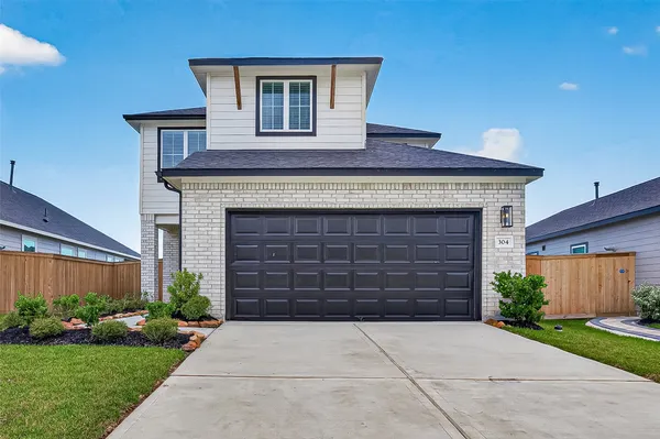 $319,990 | 304 Palero Path, Brookshire, TX 77423